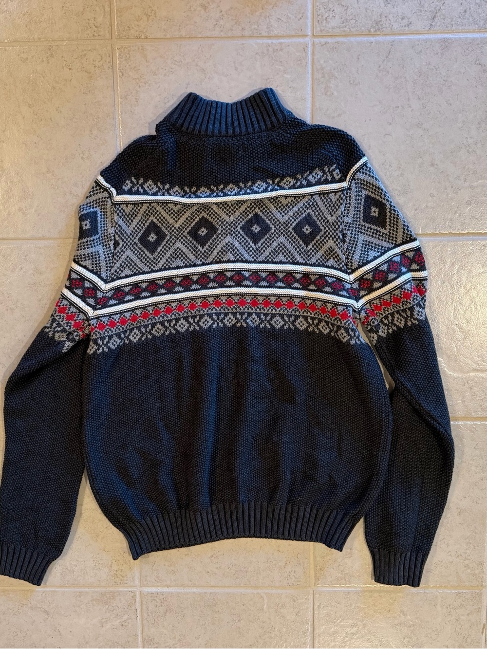 IZOD Holiday Sweater - Picture 2 of 4